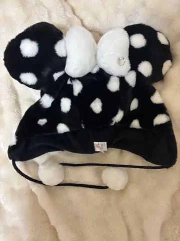 디즈니 블랙 도트 미니 팬캡 화이트 리본 포함
