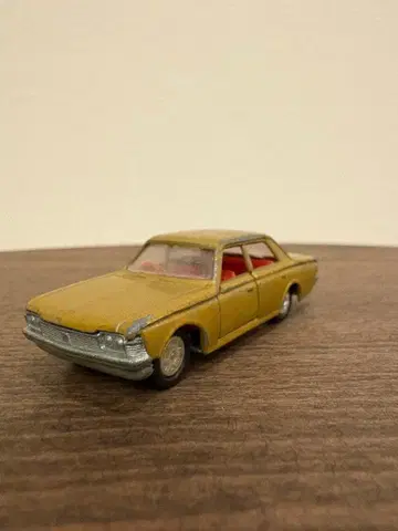 토미카 No.3 도요타 크라운 슈퍼 디럭스 (블랙 상자)