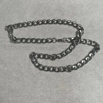 실버 체인 목걸이