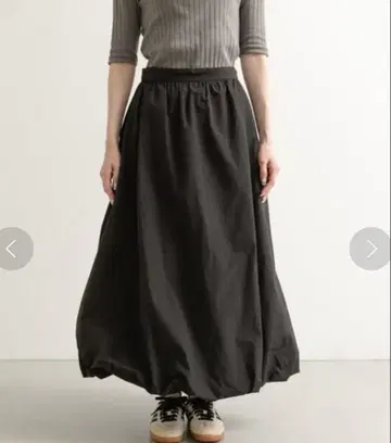 어반 리서치 도어스 벌룬 스커트 S