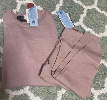 새상품 퓨어 울 룸웨어 긴팔 상하의 세트