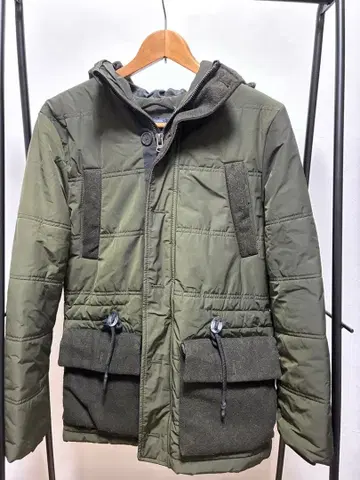 #Esprit 올리브 그린 후드 부착 다운 자켓 M 사이즈