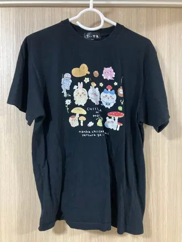 치이카와 치이카와의 숲 블랙 T셔츠