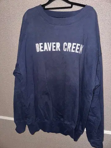 BEAVER CREEK 네이비 오버 사이즈 맨투맨