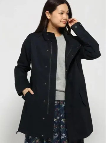 르농큐르 스탠드 카라 코트 네이비