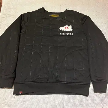 뉴발란스 리버서블 블랙 & 체크