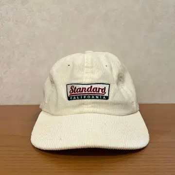Standard California 코듀로이 캡
