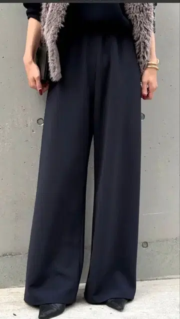 블랙 와이드 드로스트 팬츠 3