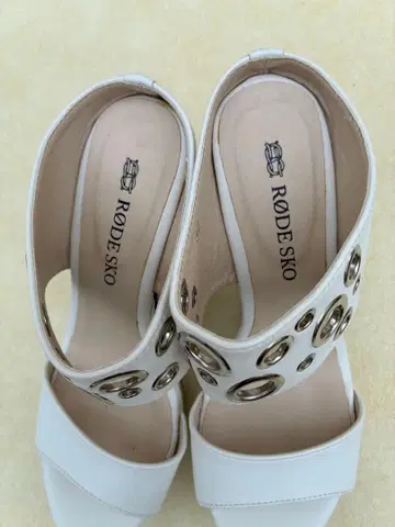 RODE SKO 화이트 뮬 23cm