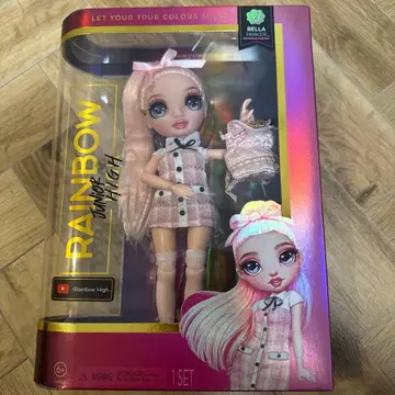 레인보우 하이 벨라 파커 인형