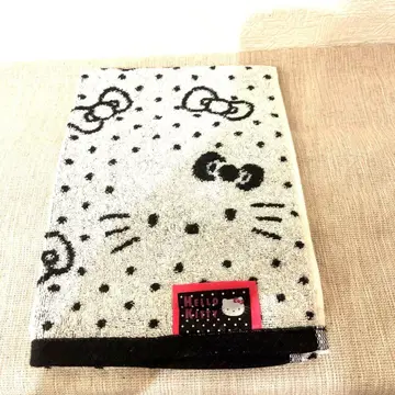 헬로키티 타월 화이트 블랙 리본 도트 디자인 미사용 새상품
