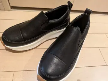 비어즐리 블랙 슬립온