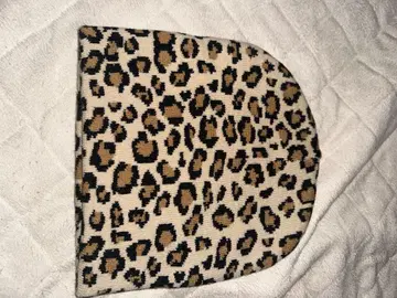 레오파드 무늬 니트 모자