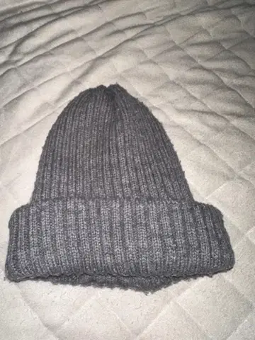 그레이 니트 모자