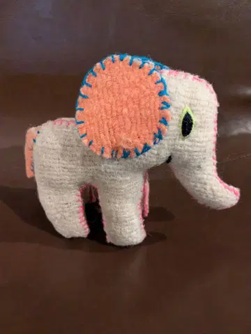 멕시코제 컬러풀한 코끼리 봉제 인형