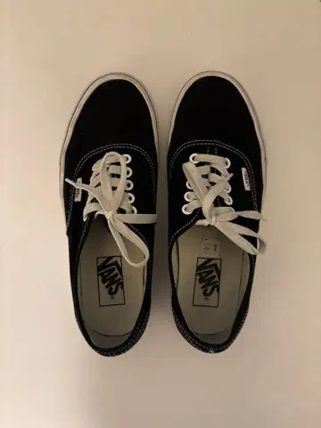 VANS 오센틱 24.5cm