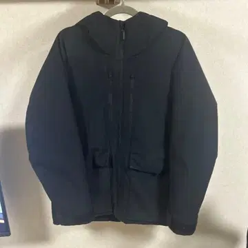 UNIQLO 하이브리드 다운 파카 블랙 자켓 M 사이즈