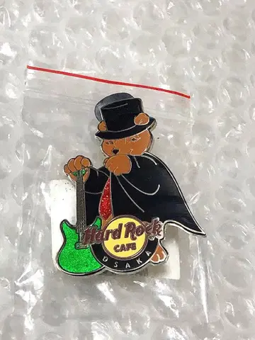 오사카점 호러 베어 기타 하드 록 카페 핀 배지