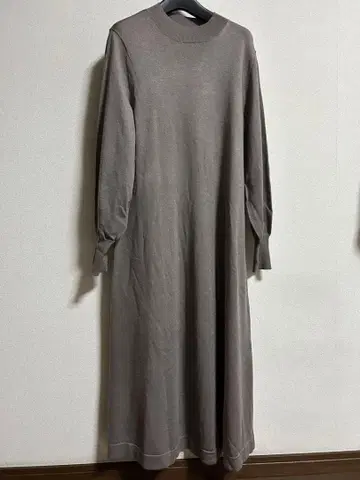 유니클로 니트 원피스 미사용 새상품