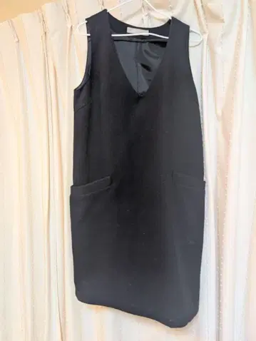 블랙 슬리브리스 원피스