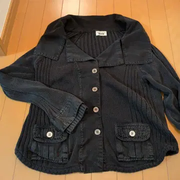 블랙 버튼 자켓 C'ESTCHIC'ABLUE