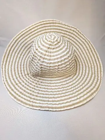 GREVI 이탈리아제 리본 햇 와이드 챙 UV 대책 화이트 x 골드