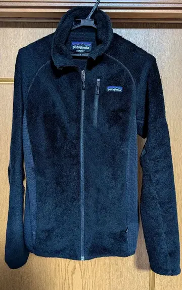 파타고니아 R2 자켓 플리스 블랙 25139FA18