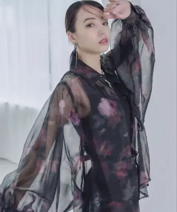 묶음 구매 할인 HARE ARTflower 시어 셔츠