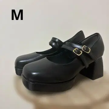 M 블랙 가죽 펌프스 와이드 힐 스트랩 포함 스퀘어 블랙