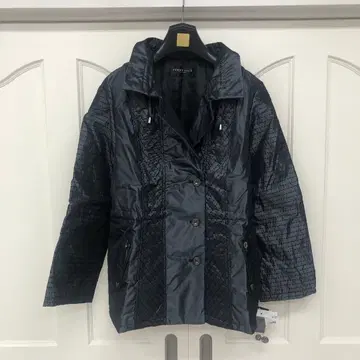 새상품 광택 블랙 퀼팅 자켓 13호