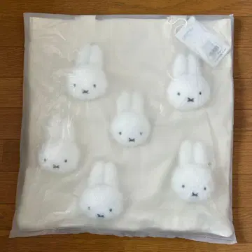 [미개봉 새상품] 메리제니 복슬복슬 미피 토트백 아이보리 화이트