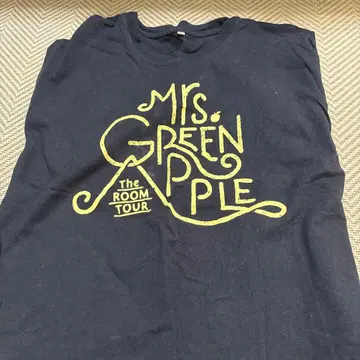 미세스 그린애플 더 룸 투어 티셔츠
