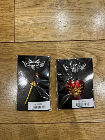 드래곤 퀘스트 검과 방패 핀 배지 세트