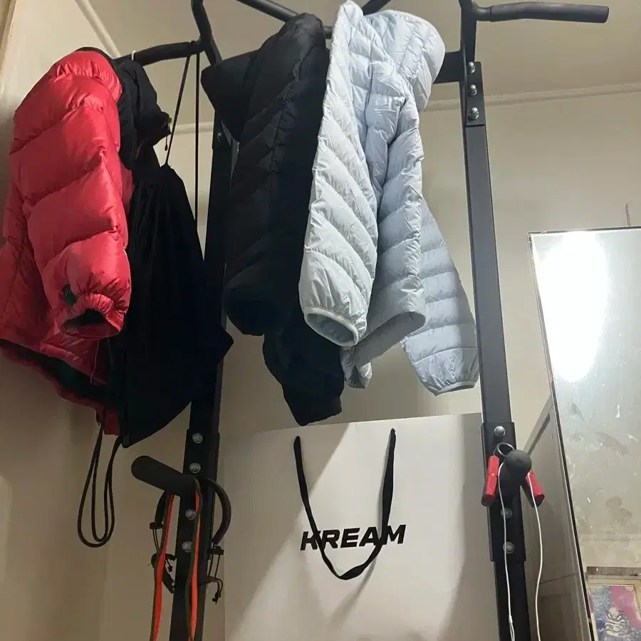 샤랄라 B227333-니트 패딩 점퍼/자켓/페이크/겨울아우터/기본핏/페이크퍼/캐쥬얼/여성/패딩/점퍼/코트937367