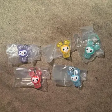 TWICE 메지루시 액세서리 러블리 참 가챠