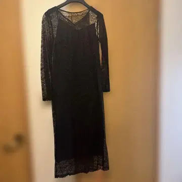 PLST 블랙 레이스 원피스 보트넥