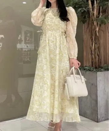 질 바이 질 스튜어트 샤이니 플라워 원피스