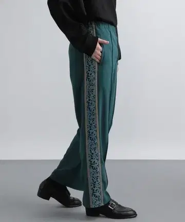 [ 새상품급 ] HARE 레이스 쇼 라인 팬츠 그린 꽃무늬 자카드