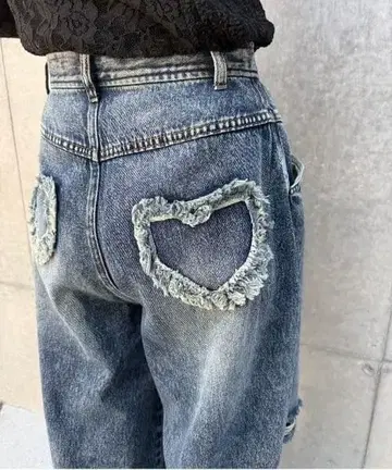 Ameri HEART PATCH DAMAGE DENIM PANTS