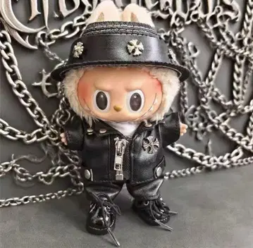 마지막 1점! Labubu 러브 가죽 멋진 모자 옷 갈아입기 의류 3세트