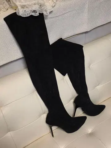 블랙 스웨이드 니하이 부츠