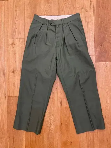 NEAT 80's US LAUNDRY WIDE