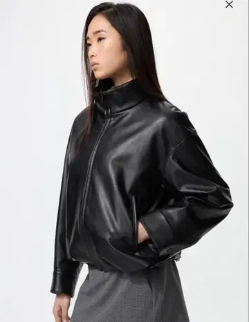 유니클로 코팅 오버사이즈 블루종