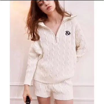 에피누 epine 하프 지퍼 니트