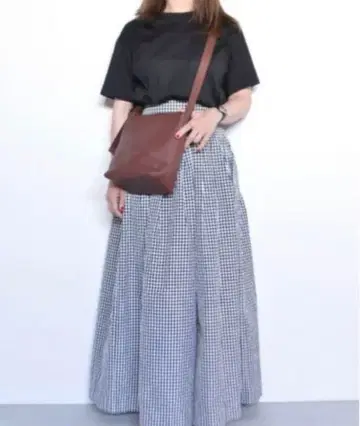 새상품 클레도란 가죽 숄더백 브라운