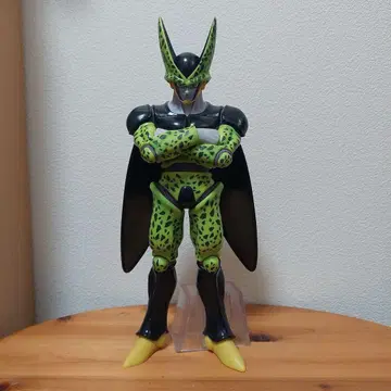 드래곤볼 제일복권 피규어 셀 완전체