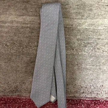 HUGO BOSS 그레이 도트 무늬 넥타이