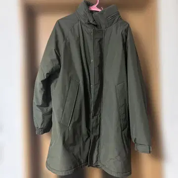 유니클로 방풍 테드 코트