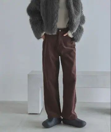feepur 브라운 스트레이트 팬츠