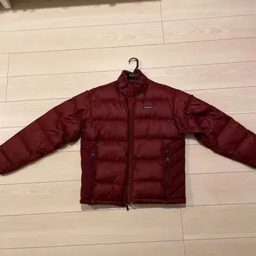 patagonia 버건디 다운 자켓